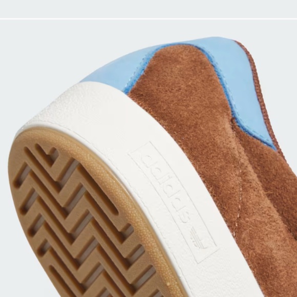 Adidas - Picture 5 of 5